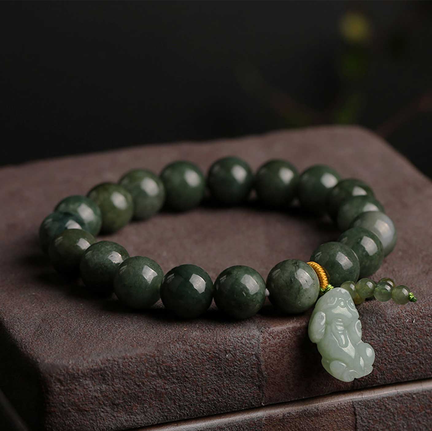 Green Jade Bracelet with Pixiu - Invite Wealth & Calming Energies with Jade — Buddha Bloom