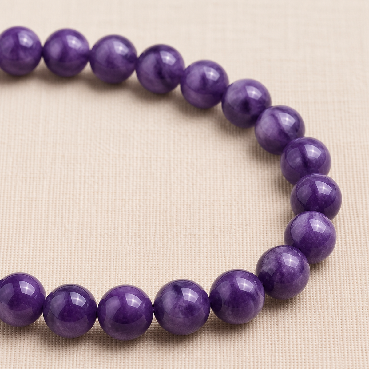 Amethyst Bracelet — natural bead detail