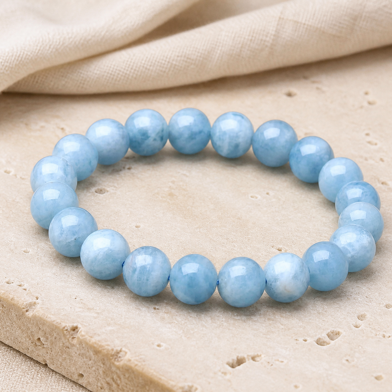 Aquamarine bracelet close detail